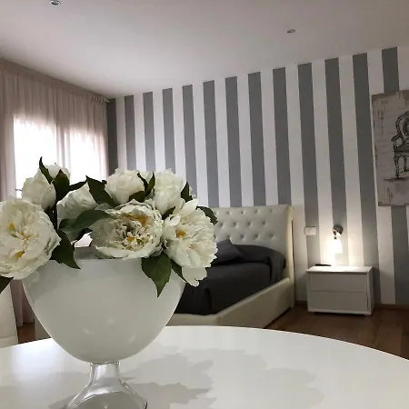 Le Dimore Del Borgo Апарт-готель 3*