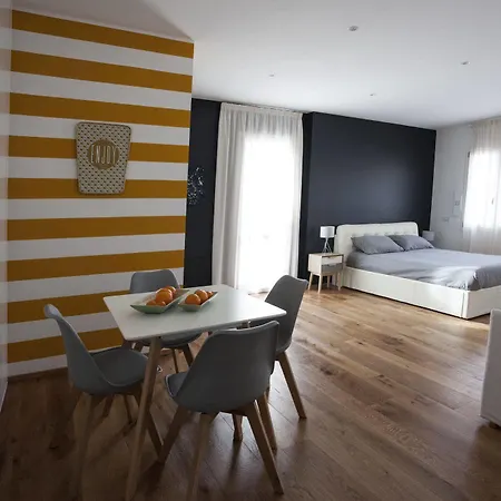 Апарт-готель Le Dimore Del Borgo 3*